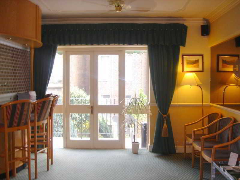 London Town Hotel Екстериор снимка