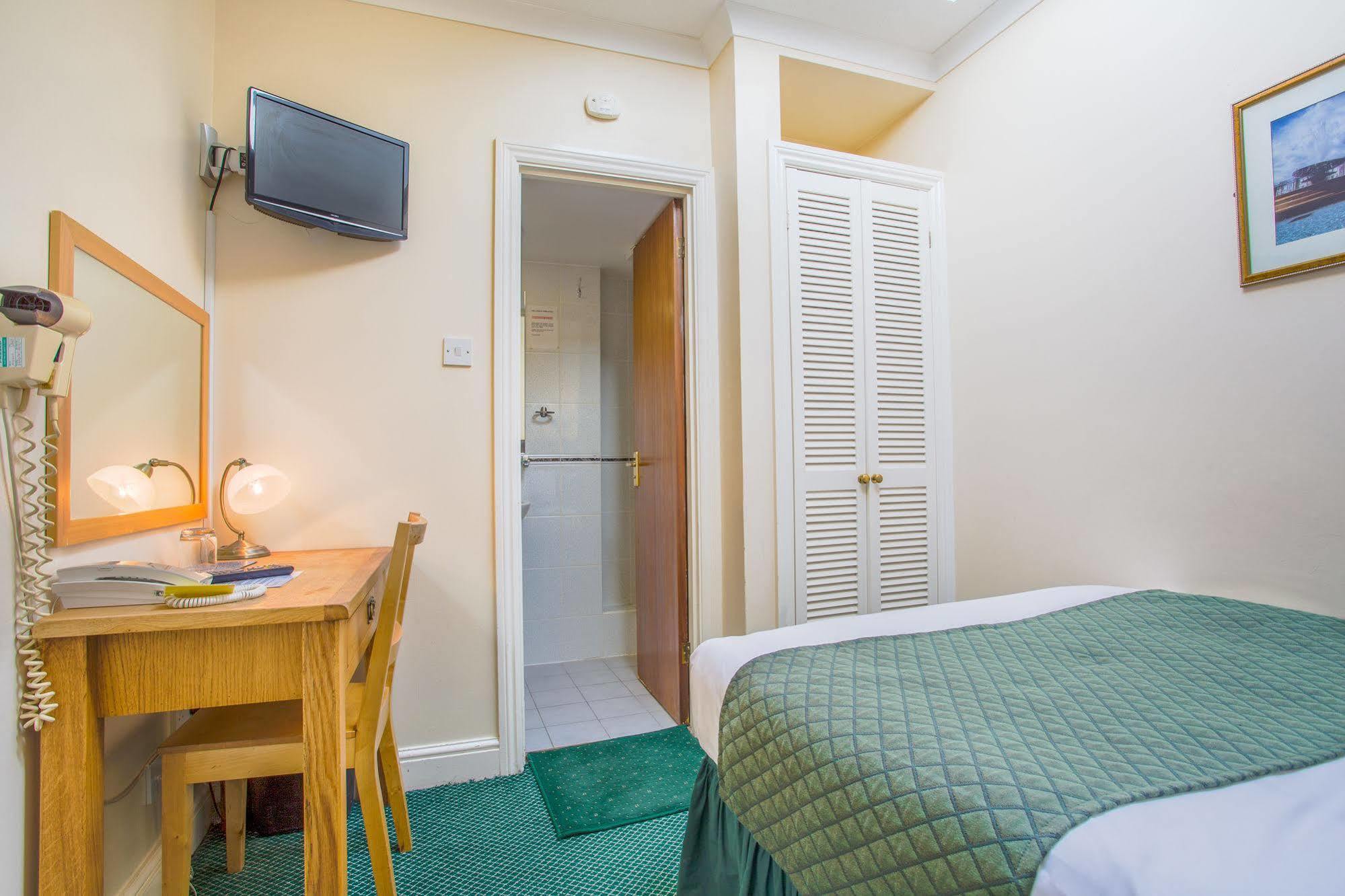London Town Hotel Екстериор снимка