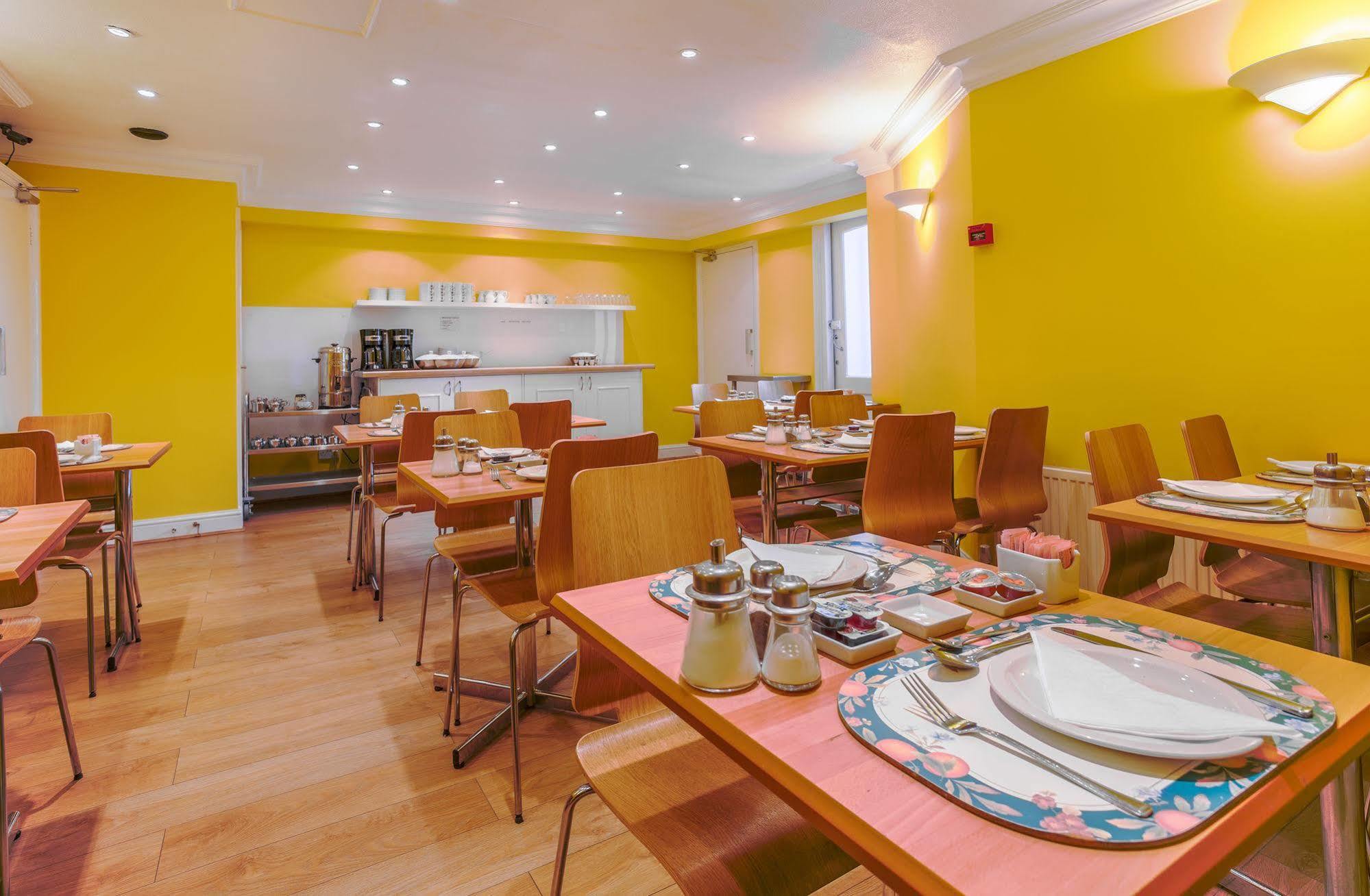 London Town Hotel Екстериор снимка