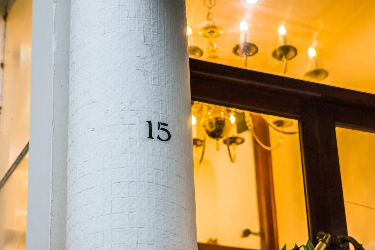 London Town Hotel Екстериор снимка