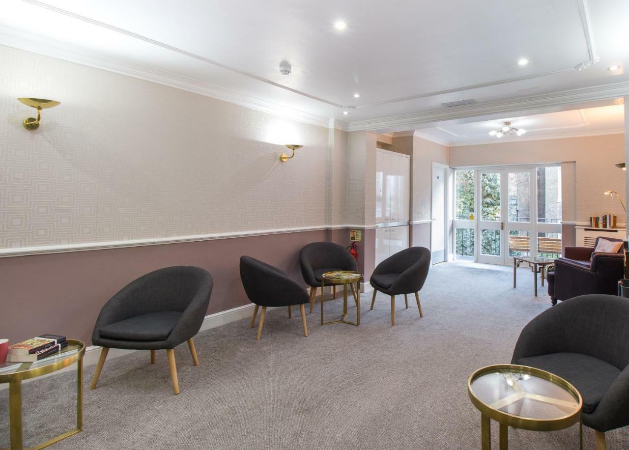 London Town Hotel Екстериор снимка