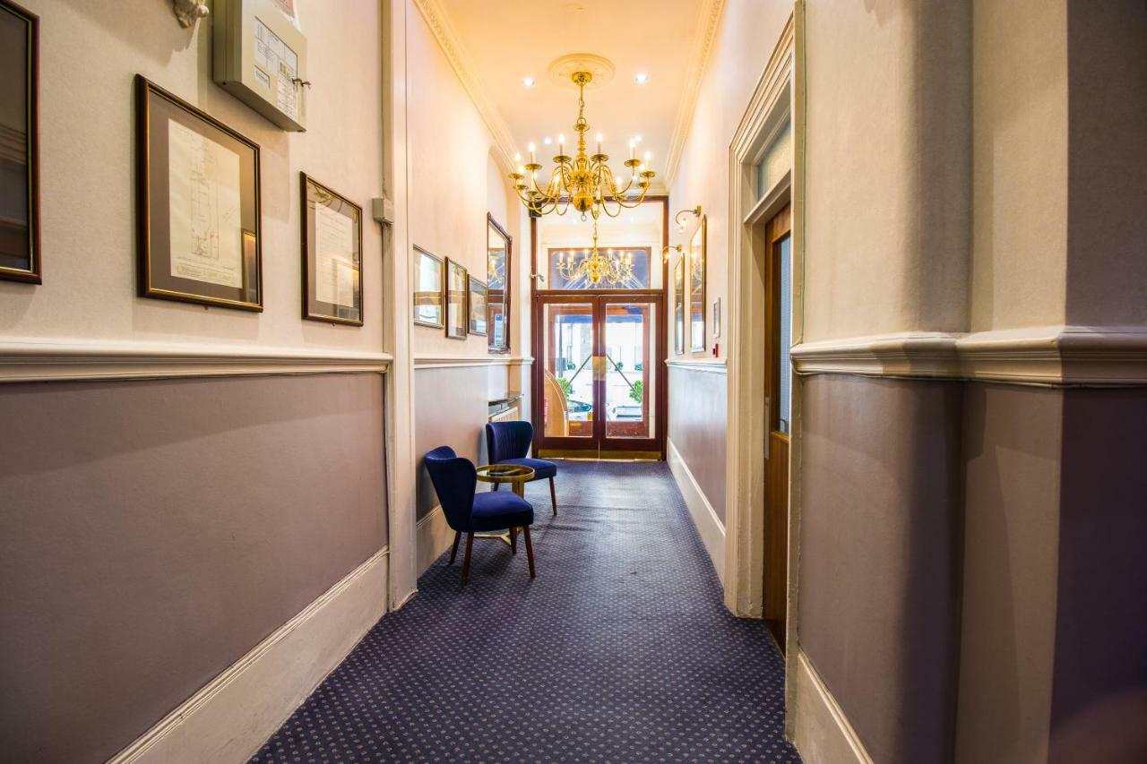 London Town Hotel Екстериор снимка