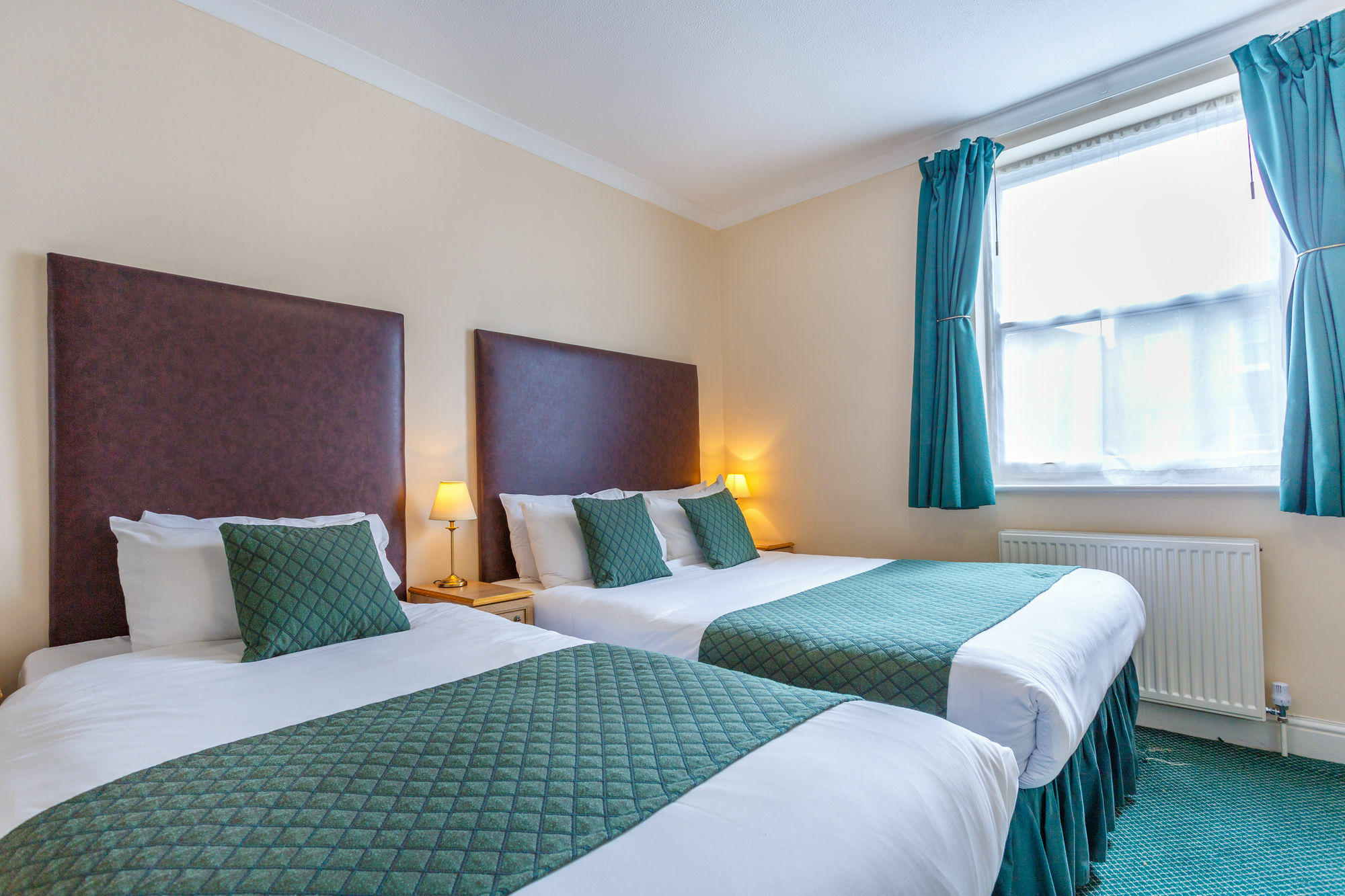 London Town Hotel Екстериор снимка